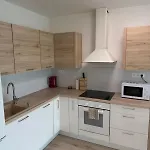 View דירה *